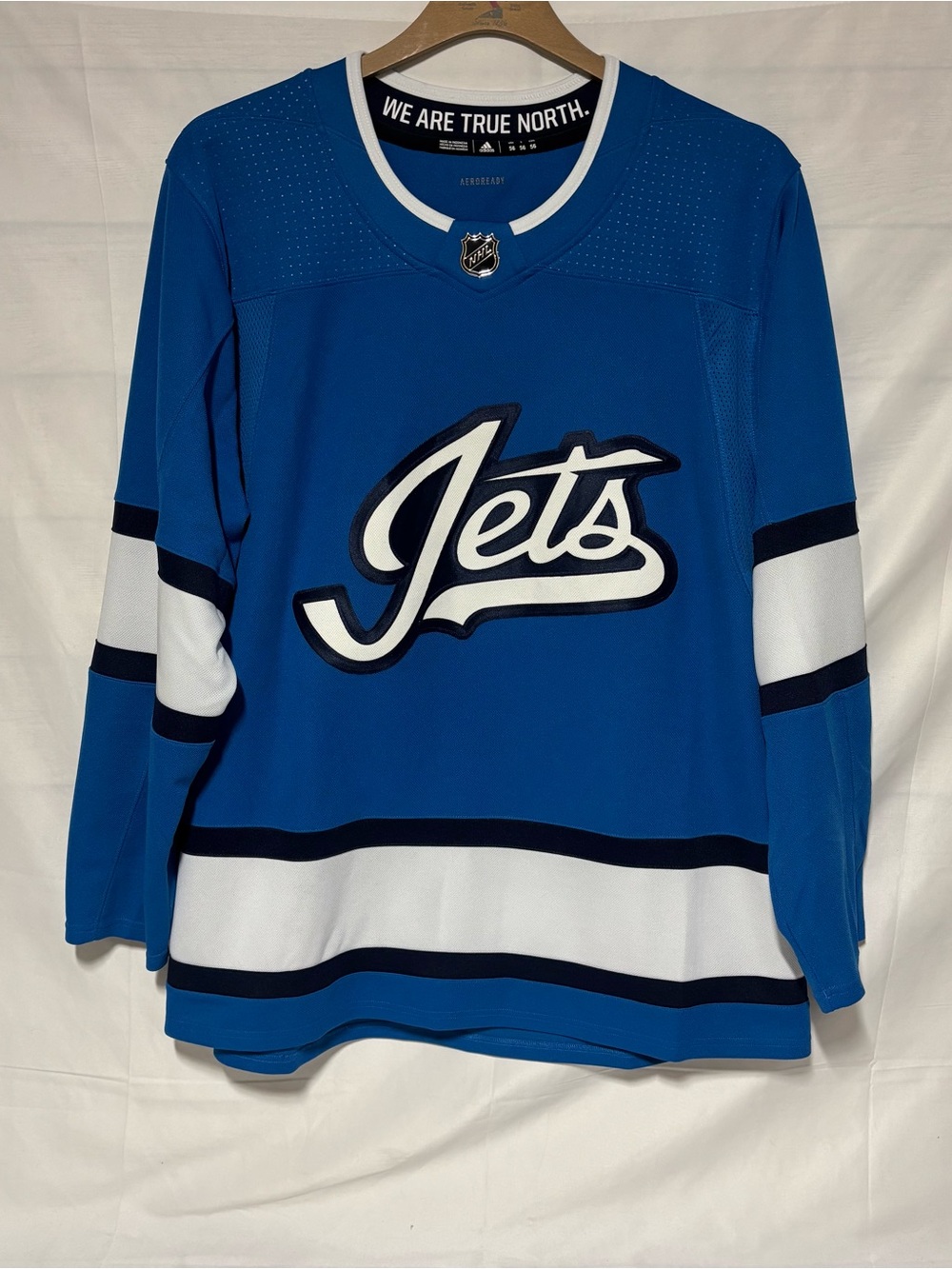 Winnipeg Jets Adidas Aeroready NHL Hockey
Jersey Size 56